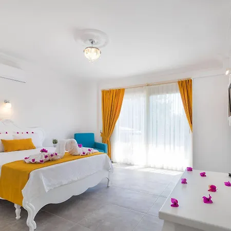 Ruya Butik 3* Селемие